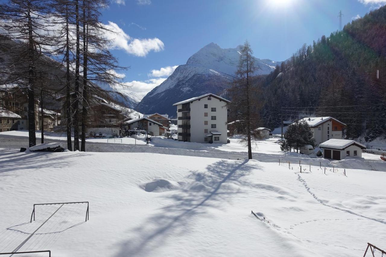 Apartment Alpenblick Saas-Grund Exterior foto